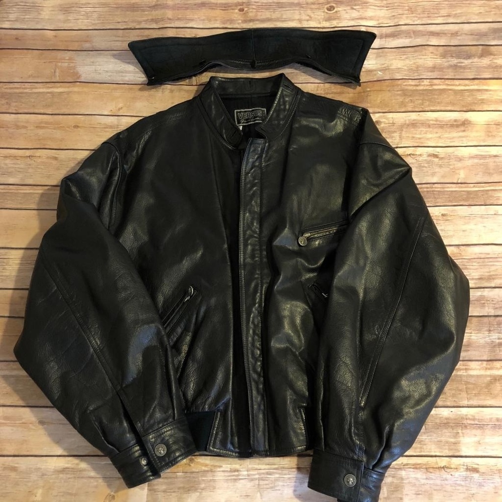 ⛔⛔SOLD⛔⛔Versus Gianni Versace Leather jacket - Picture 3 of 8